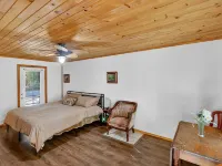 Rouge Cobb Mountain Hotel - Cabin 3 Hotels in Cobb