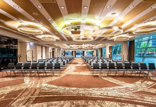 노보텔 바르샤바 센트룸