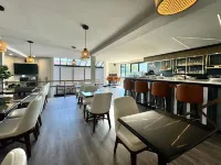 Comfort Inn & Suites Irvine Spectrum - breakfast