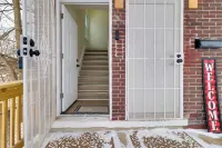 Modern Updates & Great Location! Detroit Duplex - balcony