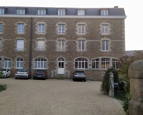 Apartment House T3 RDC garden near beaches and shops Hotels in Trébeurden