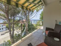 Apartment Cherry 2 Hotels in Selce