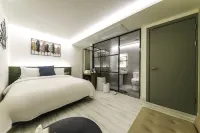 Pyeongtaek Belle Hotel - parking