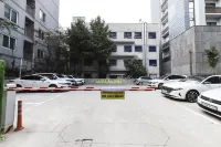 KAYLA HOTEL - parking