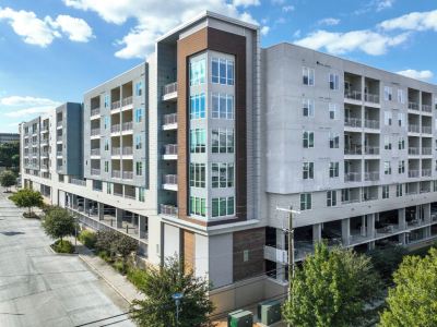 Landing Apartments Fort Worth near Cultural District