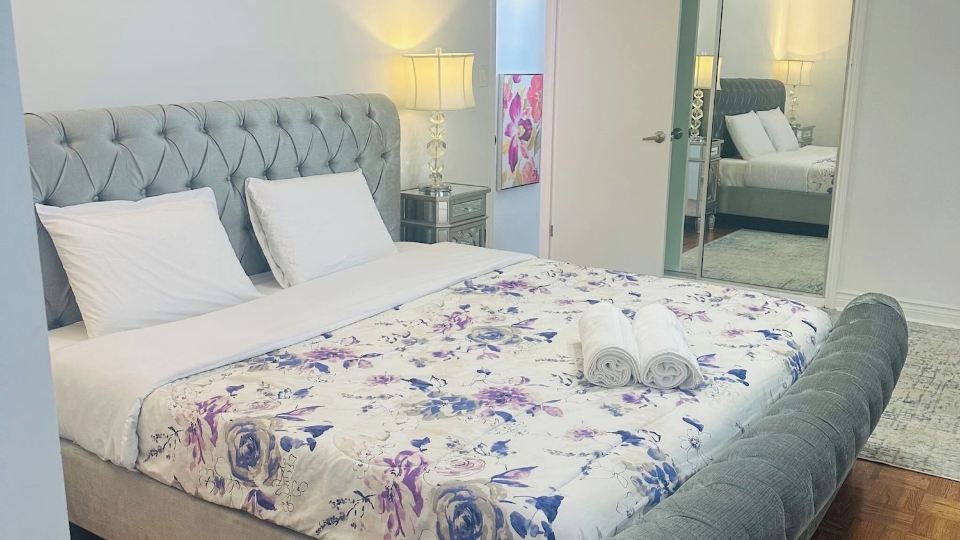 Cozy Modern 3BR With Free Parking Fast Wifi