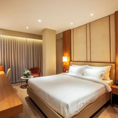 Purple Elephant Luxury Business Hotel Hotels near Cochin Shipyard