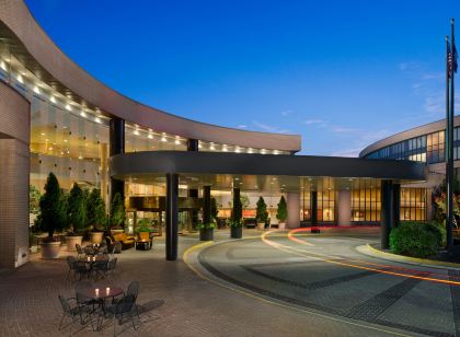 DoubleTree by Hilton Washington Dulles Airport