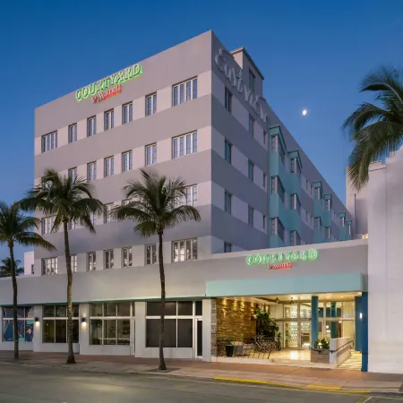 Courtyard Miami Beach South Beach