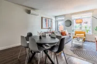 2BR TH | Gym, Balcony | Bellevue Parkside M - balcony