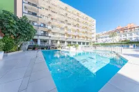Port Vista Oro - Pools