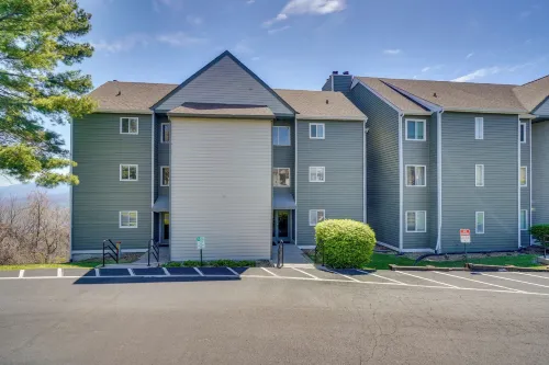 Studio ~ 3 Mi to Great Smoky Mountain Nat'l Park! - Condos
