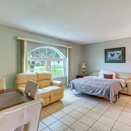 Waterfront Deck & Private Dock! Rainbow River Home