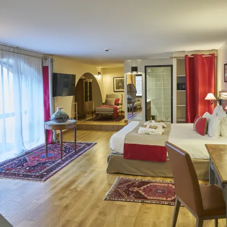Hotel Vatel Bordeaux Отели рядом с достопримечательностью «Городское пространство Darwin»