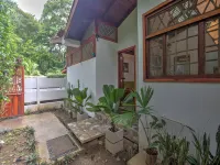 Villa 4 - Amazing 2 Bed Villa with Private Garden Hotel di 