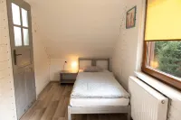 配有壁爐的全年度假屋，三間卧室 - Wi-Fi
