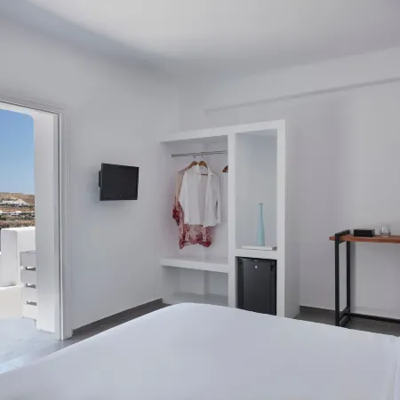 Pietra e Mare - Mykonos Moments