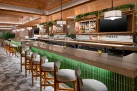 The Waymark Chattanooga, Tapestry Collection by Hilton - bar