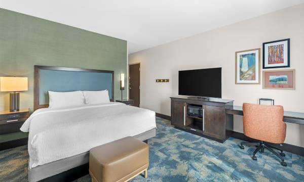 Hampton Inn & Suites Bend