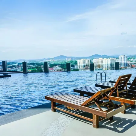 Imperio Residence Seafront by Perfect Host
