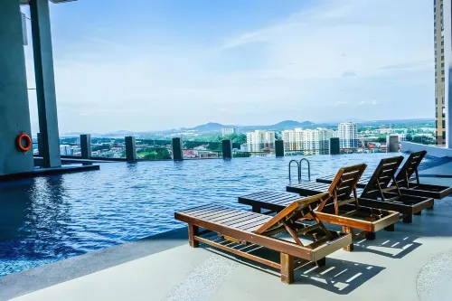 Imperio Residence Seafront by Perfect Host