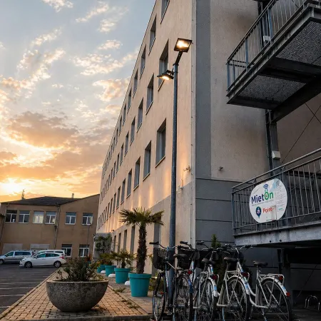 ELBHOTEL Dresden by AURUM