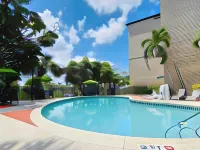 The Palms Inn & Suites Miami, Kendall, FL - Uima-altaat