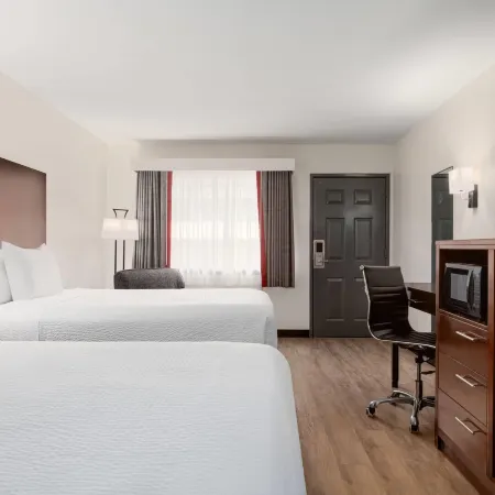 Ramada by Wyndham San Antonio Near SeaWorld/Lackland AFB Отели рядом с достопримечательностью «Аквапарк Акватика в Сан-Антонио»