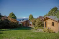 Amadeus Hotel Boutique - Homestays