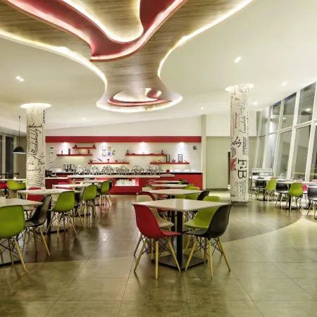 Ibis Padang