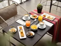 Dazzler by Wyndham Salta - breakfast