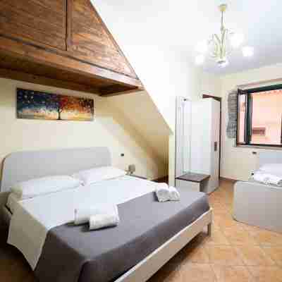 Vico Tauro House Rooms