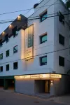 Cozy Hotel in Mugeo-Dong, Ulsan - Kylpylä