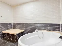 Instar Hotel Yangsan Hotels in Yangsan-si