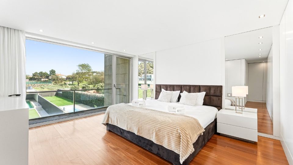 GuestReady - Luxurious Beachfront Villa Retreat