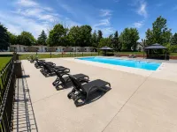 Ramada Provincial Inn 1000 Islands/Gananoque - Pool