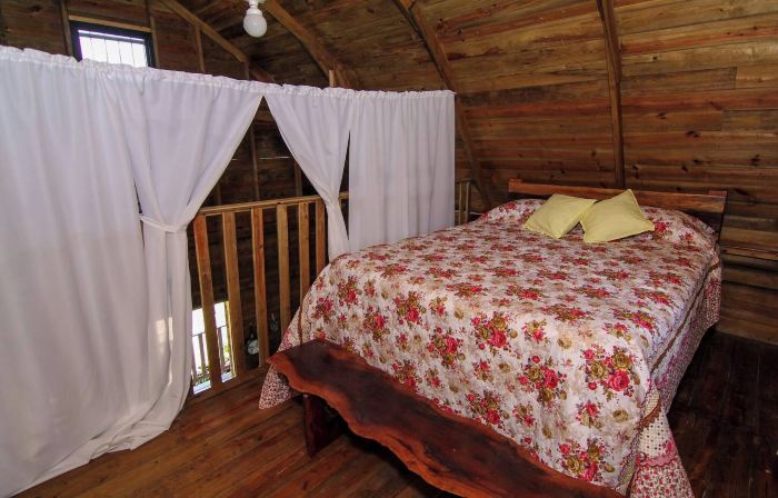 Pilgrims Paradise Cabin 2