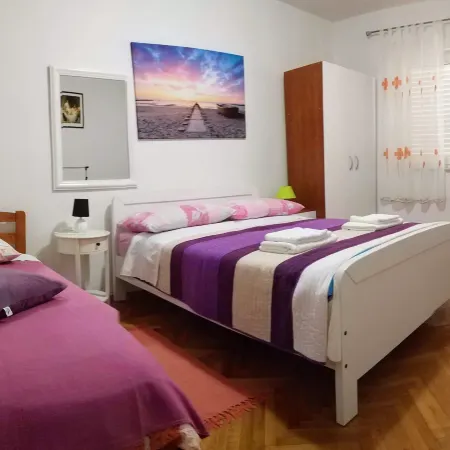 Room-Stay in the Center of Zadar at Peni