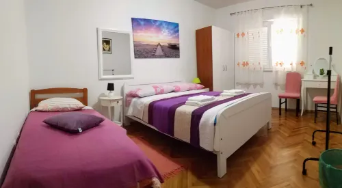 Room-Stay in the Center of Zadar at Peni - Flughafentransfer