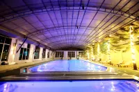 Planet Hotel - piscine