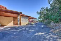 Canyon Lake Vacation Rental w/ Lake Views - Apartments