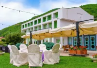 HOTEL PICCOLO PARADISO - 2-Star