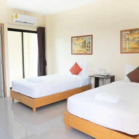Yaibua Hotel