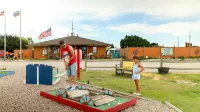 Cheyenne RV Resort - Homestays