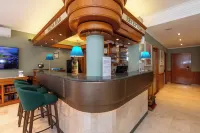 홀리데이 클럽 아파르트만 호텔 - 바