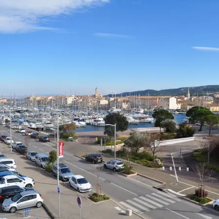 Ibis Martigues
