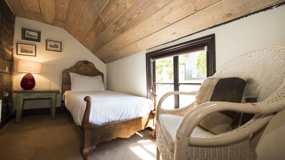 Alma Inn & Dining Rooms