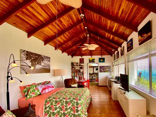 Private Mountain Studio with Panoramic Views - 레지던스