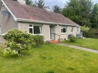 James Neills Cottage - 2-Star