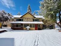 Sherwood Arms Motel - 2-Star